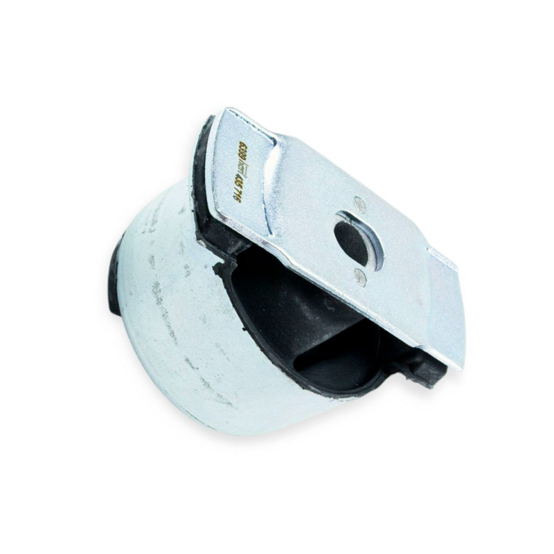 Втулка Рено Лагуна II права R балки Мукачево - фото 1