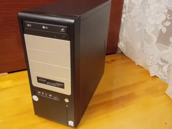 Кейс для комп'ютерної системи. Харків