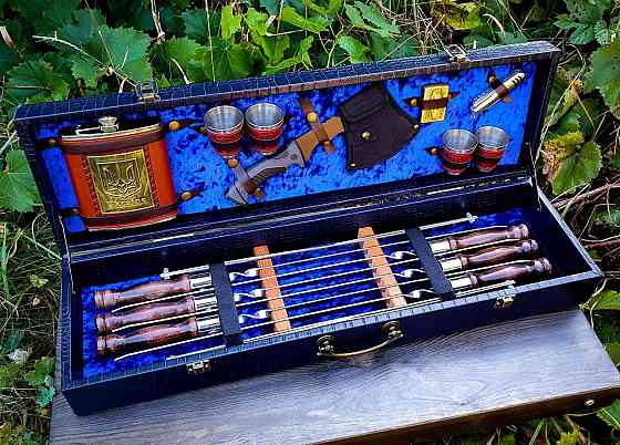 Идеальный подарочный набор шампуров для шашлыка в кожаном кейсе идеальный подарок военному VIP 9 Тернополь