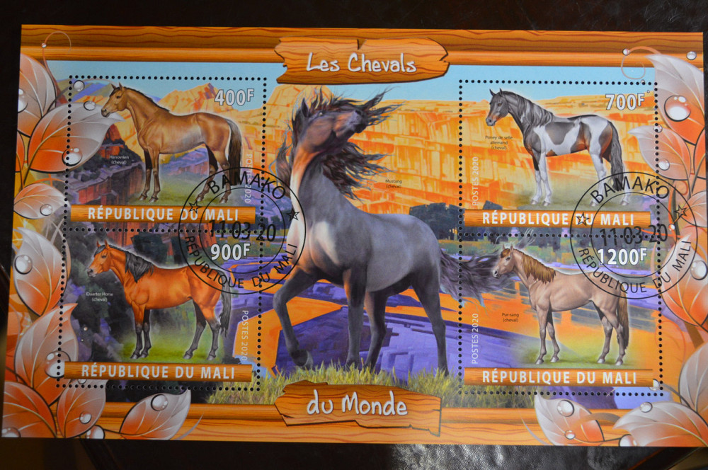 Мали. Марки. Фауна. Блок. 2020 год (В-2) Полтава - изображение 1