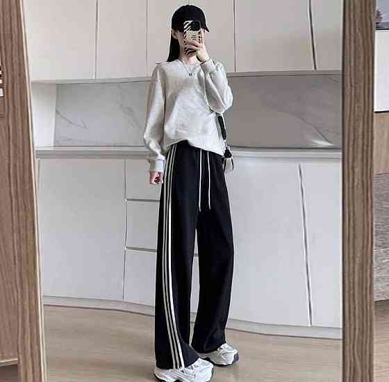 Жіночі повсякденні оверсайз штани з лампасами двонитка Одеса