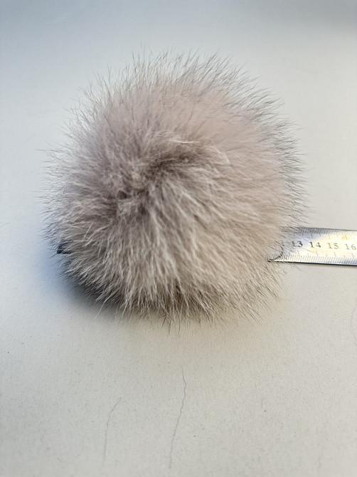 Помпони з натурального хутра песця на шапку 10-12см Бежевий Харків - фото 1