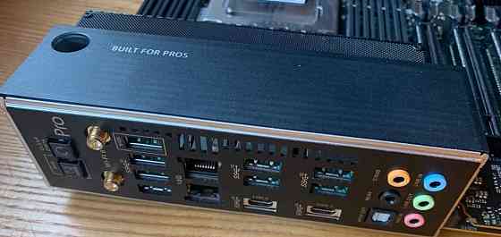 Asus WRX80E-Saga SE WIFI Pro series AMD sWRX8 Київ