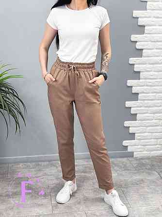 Вкорочені штани з кишенями "Street" оптом | Норма Капучіно, 46 Київ