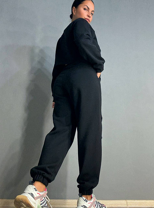 Костюм жіночий Quzen 490-480 укорочений світшот з кишенею та джогери утеплений чорний, чорний, L Київ - фото 5