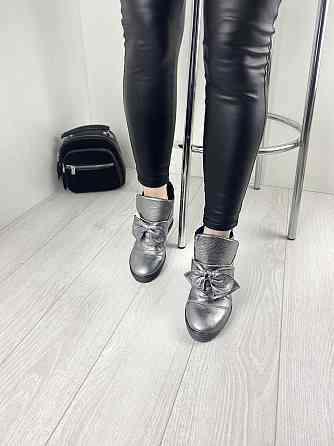 Жіночі снікерси 2415 срібні натуральна шкіра демісезонні підошва 2/7 см розмір 38 (3233) Коломия