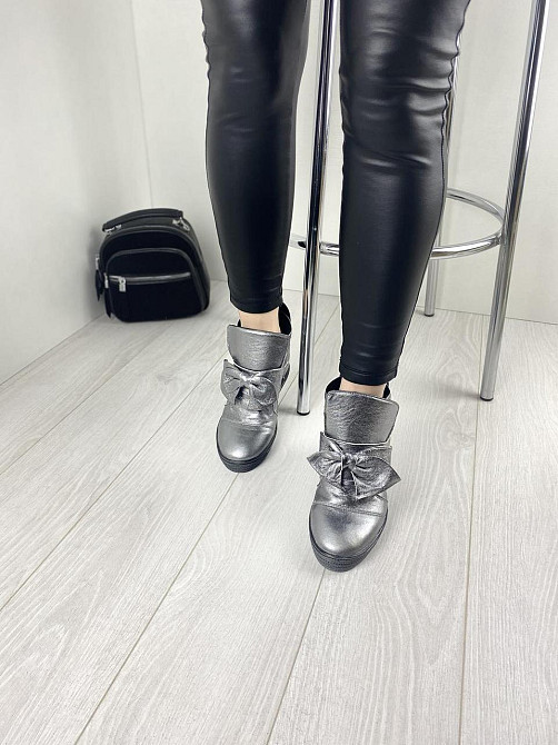 Жіночі снікерси 2415 срібні натуральна шкіра демісезонні підошва 2/7 см розмір 38 (3233) Коломия - фото 5