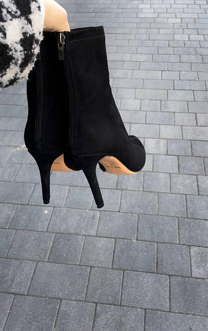 Черевики жіночі SEE SEVEN чорні замша натуральна каблук 9 см высота 15 см (5753) Коломия - фото 10