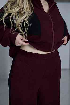 Спортивный флисовый костюм 