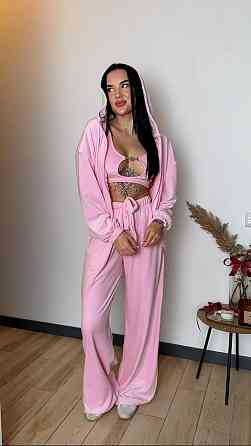 Жіночий стильний костюм трійка: кофта топ і штани велюр плюш Одеса