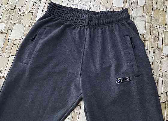 Мужские зауженные трикотажные штаны под манжет BMW Киев