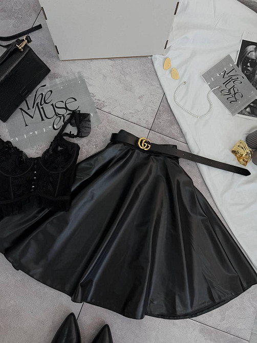 Женская базовая юбка солнце из эко-кожи Одесса - изображение 4