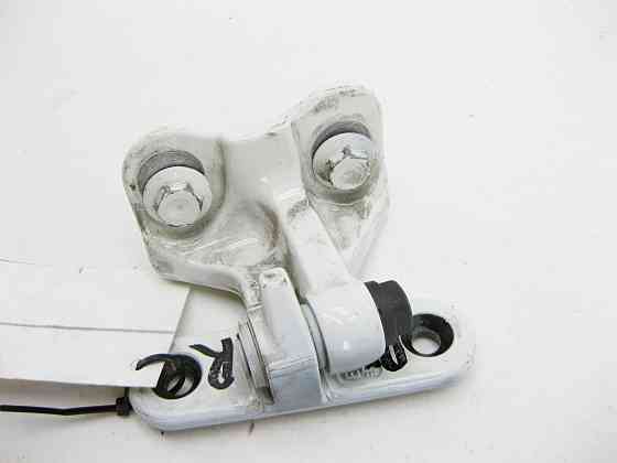 Mercedes-Benz  A1767300637 Верхня петля задніх правих дверей CLA Shooting Brake X117 CLA C117 GLA X156 A-class W176 Одеса