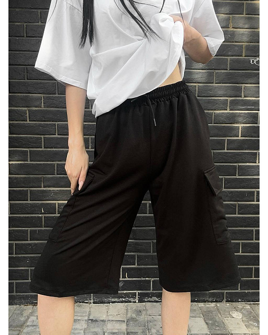 Жіночі повсякденні оверсайз шорти карго-бермуди двонитка Чорний Одеса - фото 2