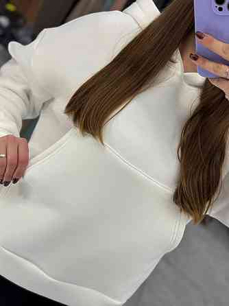 Женское теплое худи свободного кроя с накатом на спине турецкая трехнитка на флисе Белый, 46/48 Одесса