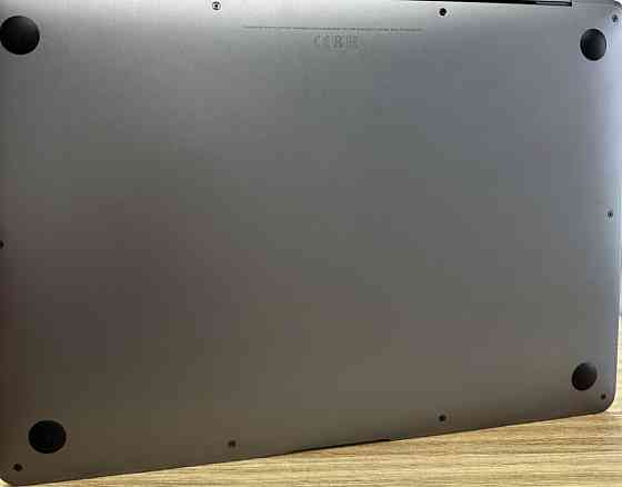 MacBook Air 13 (2019) i5 8/128Gb Space Gray A1932. Київ