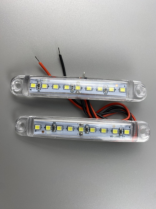 Ліхтар LED габаритний світлодіодний 24V IP67 9 led діодів SMD білий , оптична лінза + кріплення для авто Мукачево - фото 9