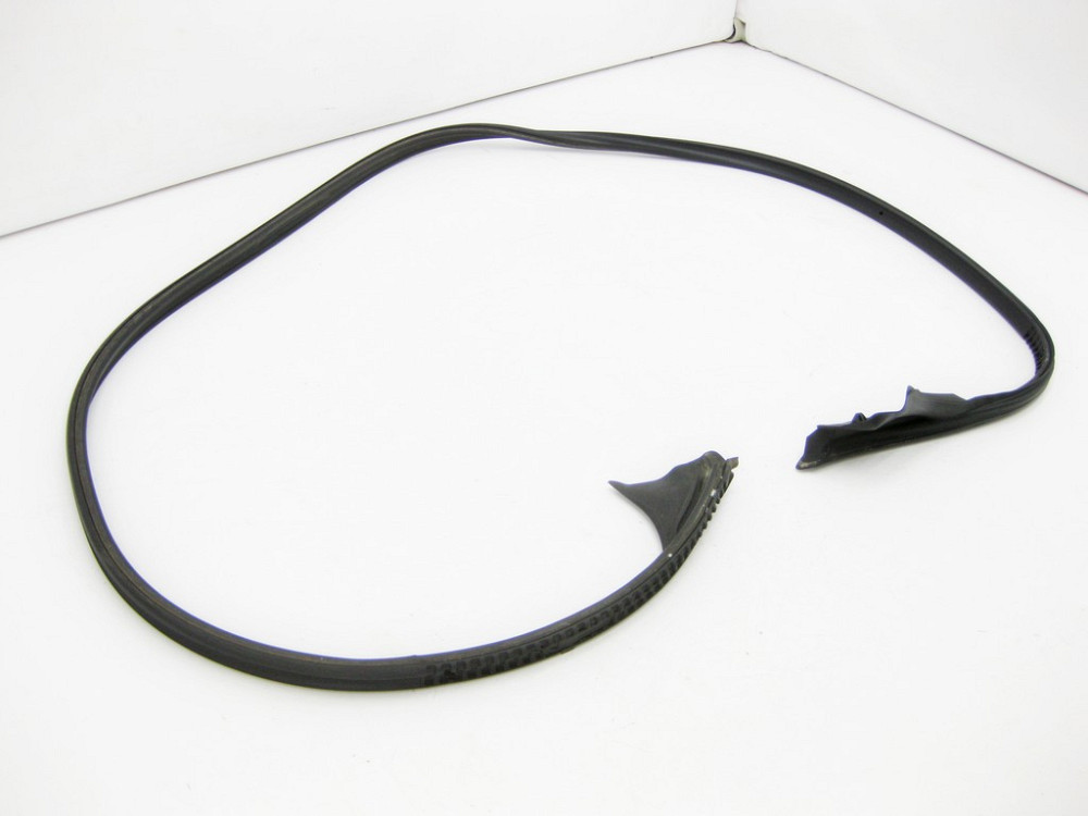 Mercedes-Benz  A1176730421 Ущільнювач молдингу над дверима праворуч CLA C117 Одеса - фото 4