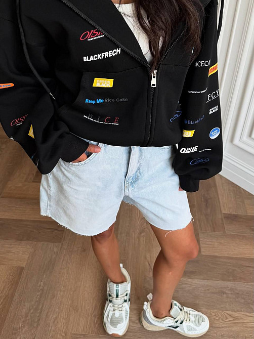 Женское стильное оверсайз худи на молнии трехнитка на флисе Черный Одесса - изображение 2