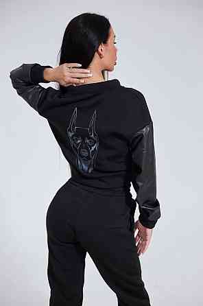 Жіночий костюм з вишивкою на спині Одеса