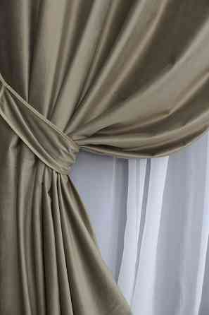 Комплект штор на люверсах VR-Textil Оксамит № 1656ш Капучино 150х280 см 2 шт (37-0232) Киев