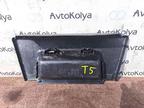 Накладка заглушка сидіння VW T5 2003-2015 (7H0881697B) Ковель