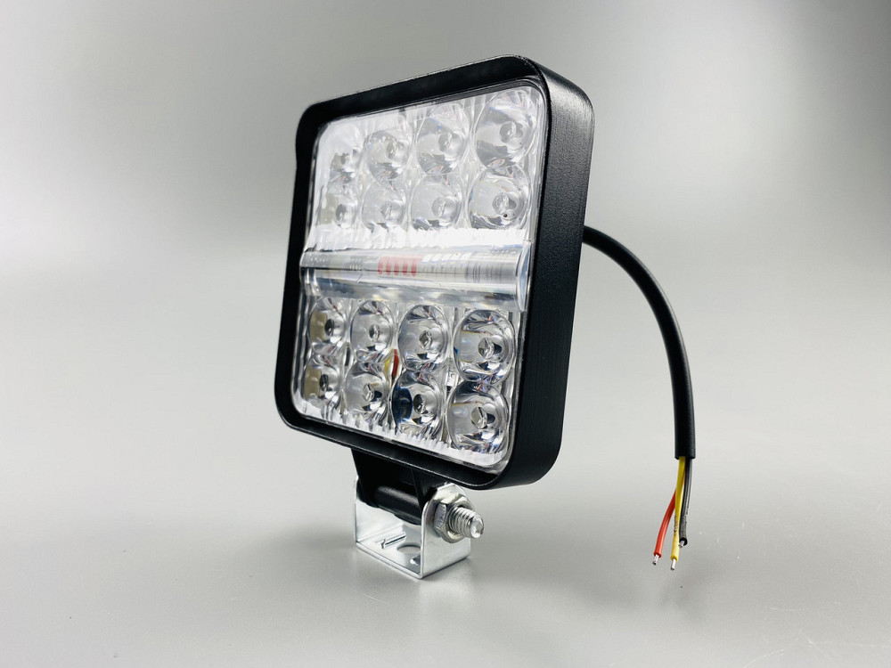 Фара LED квадратна 48W 6000K (26 діодів) багатофункціональна біле світло (верх + низ) + червоне світло (центр) + синє світло (цент Мукачево - фото 5