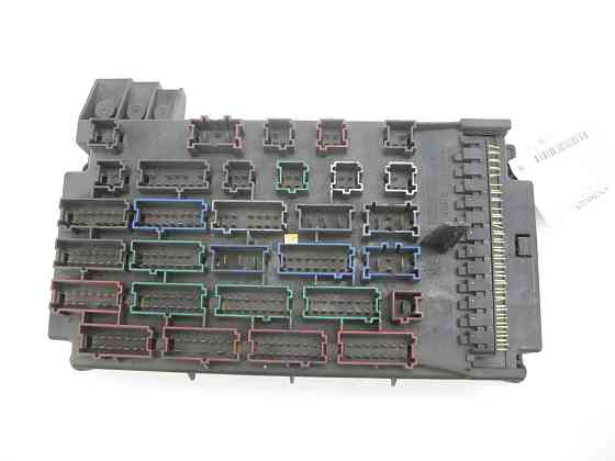 Mercedes-Benz  A1635450205 Блок запобіжників та реле передній ML W163 Одеса