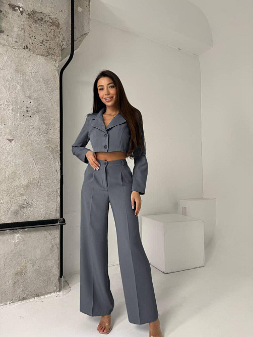 Женский деловой брючный костюм двойка: жакет и брюки костюмка Графит, 42/44 Одесса - изображение 1