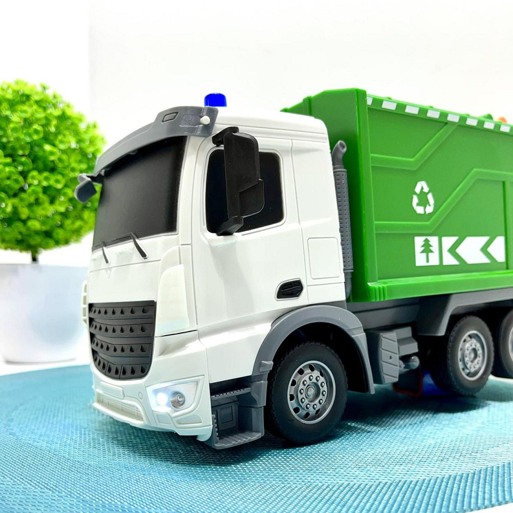 Сміттєвоз на радіокеруванні світло рухомі деталі на батарейках 32 см Зелений (HT077) Чернігів - фото 10