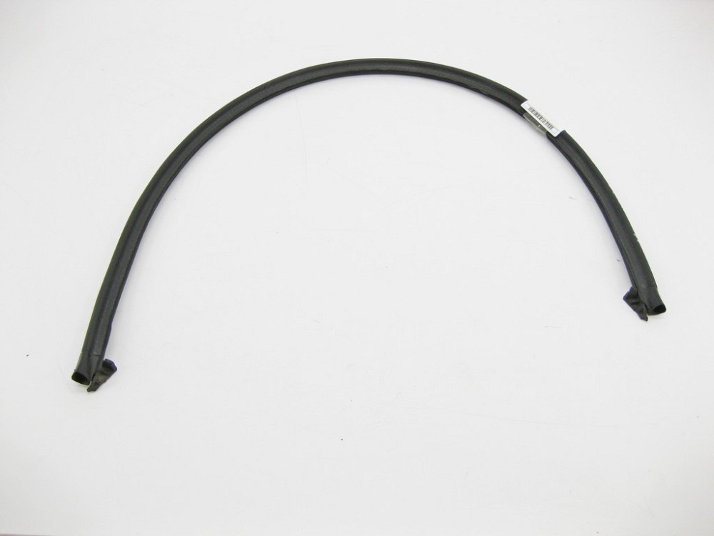 Audi  8E0823723A Ущільнювач підкапотний задній Audi A4 B6 Одеса - фото 1