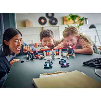 Конструктор LEGO City Гараж F1 та автомобілі Mercedes-AMG і Alpine (60444) Вінниця