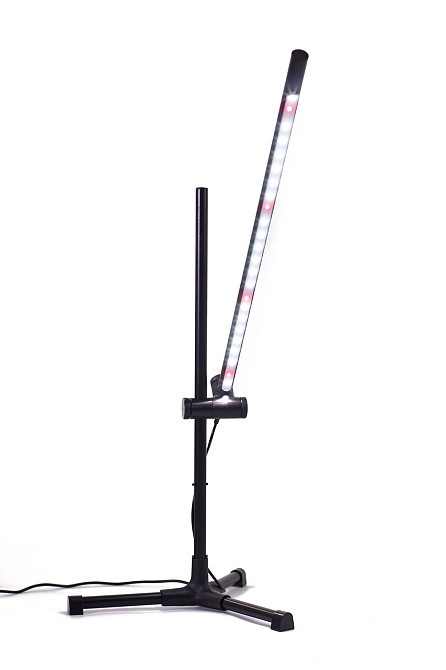 Фітолампа для рослин, квітів, орхідей, розсади, мікрозелені - фітосвітильник повного спектру Vitalio Бориспіль - фото 1