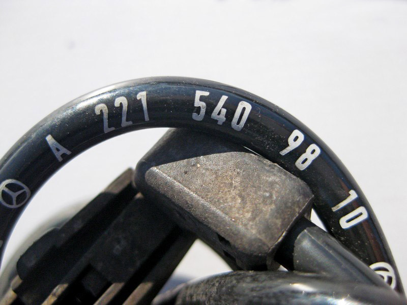 Mercedes-Benz  A2215409810 Електропровід на задній датчик зносу гальмівних колодок S-Class W221 CL C216 Одесса - изображение 4