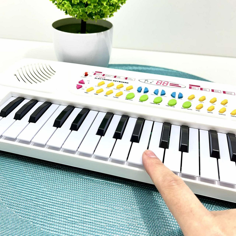 Синтезатор дитячий з мікрофоном 37 клавіш Білий (Q-802) Чернігів - фото 5