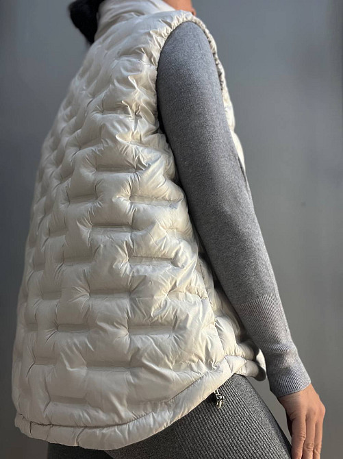 Жилет жіночий A-N 8040 стеганий середньой довжини комір стійка аеропух світло сірий, світло-сірий, 4 Одеса - фото 8