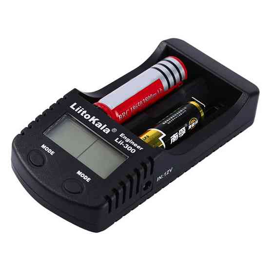 Заряднoe устройство Liitokala Lii-300 на 2 слота (для Ni-MH, Ni-CD, Li-Ion) + блок питания Винница