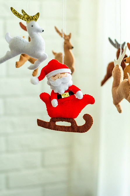 Дитячий мобіль на ліжечко для немовлят WooolyWool «Санта» Київ - фото 4