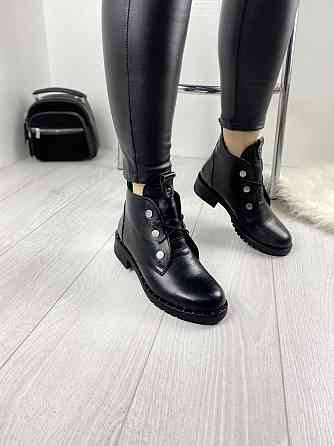 Черевики жіночі D and V чорні натуральна шкіра 36р. висота 13см підошва 1см (2190) Коломыя