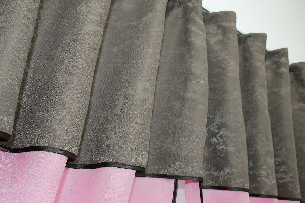 Кухонные шторы VR-Textil № 073к с ламбрекеном и подхватами розовый с серо-коричневым 270х170 см (52-0293) Киев - изображение 4