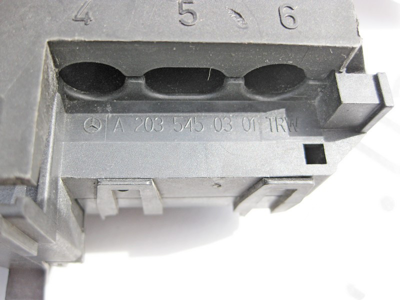 Mercedes-Benz  A2035450301 Блок запобіжників SLK R171 CLK C209 C-Class W203 G-Class W463 Одесса - изображение 4