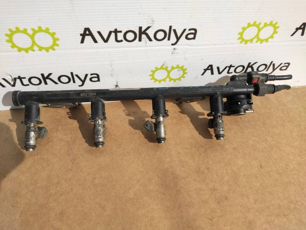 Паливна рейка (рампа форсунок) Ford Fiesta 1.3 бензин 2002-2008 (2N1U-9D280-CA) Ковель - фото 1