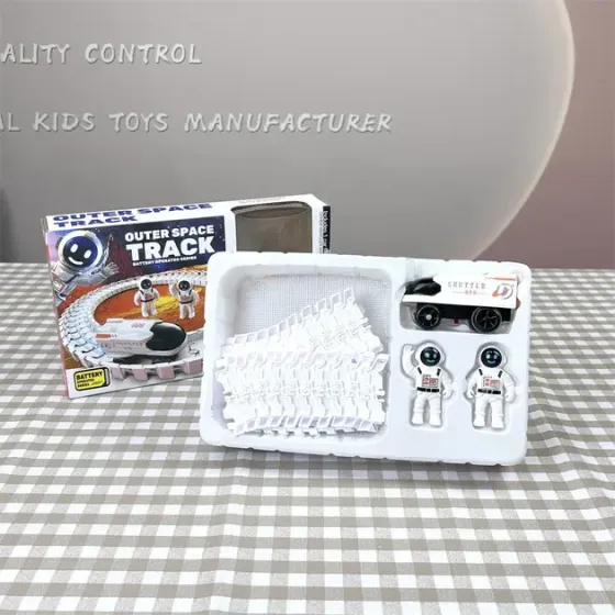 Конструктор космический трек LT243177 Outer Space Track со звуковыми эффектами и светом Коломыя