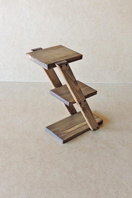 Подставка для цветов 