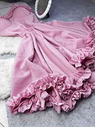 Женское праздничное эффектное платье на бретелях с чашечками жатка зара Одесса