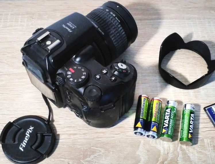 Фотоапарат цифровий FUJIFILM FinePix S9500 Київ - фото 8