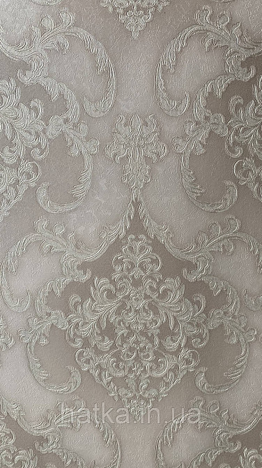 Шпалери метрові вінілові на флізеліні Sintra Classic класика вензель структурні сріблястий бежевий 406427 Київ - фото 2