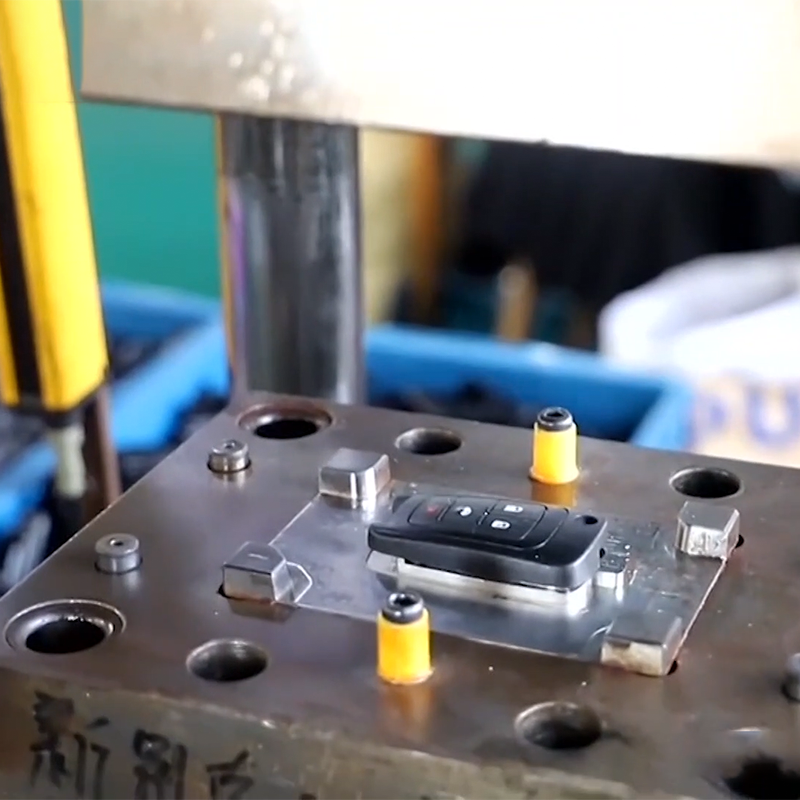 Ключ-заготовка Toyota с чипом и 2 кнопками Киев - изображение 5