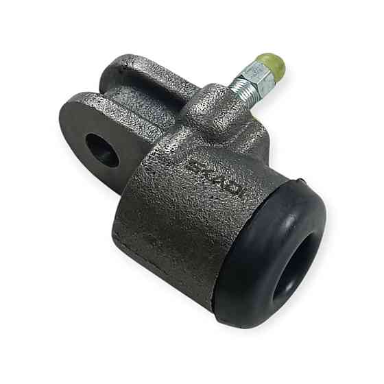 Цилиндр переднего тормоза ГАЗ 2401, 2410, 31029, УАЗ правый колесный Мукачево