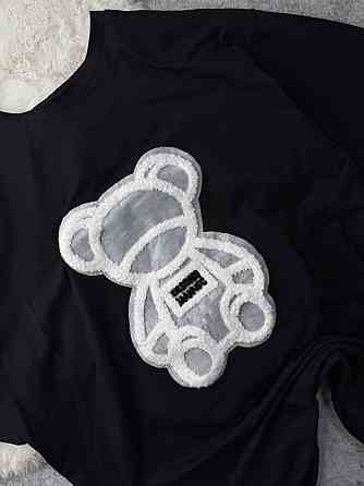 Жіноча подовжена футболка оверсайз з ведмедиком кулір Білий Одеса